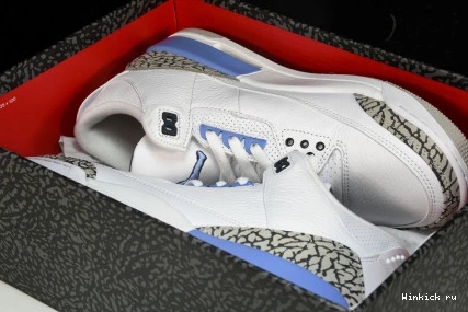 3 WHITE RETRO AIR JORDAN “UNC” 0823